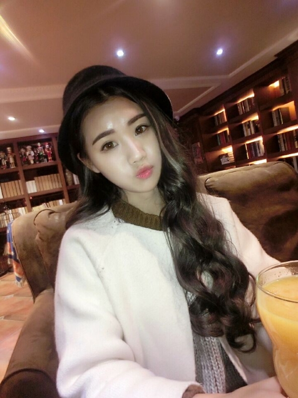 气质小妹的第三张照片--政和相亲网