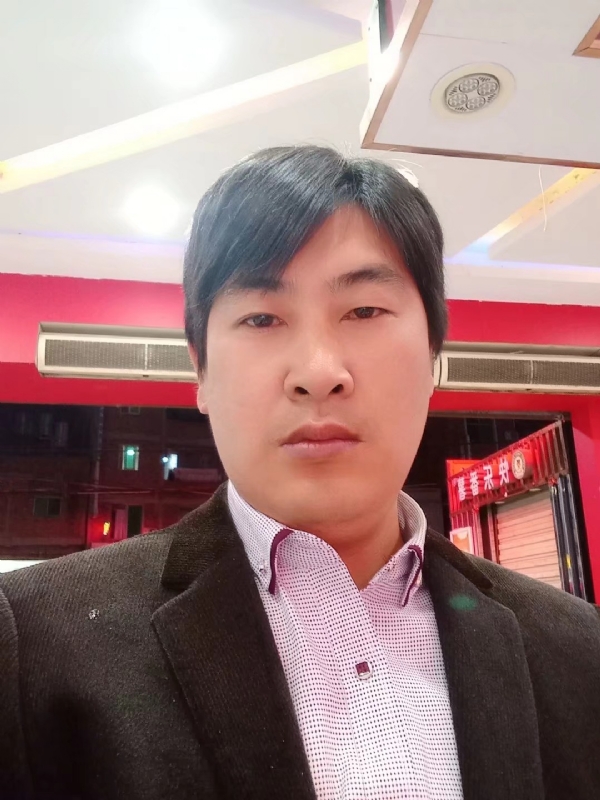 奔跑的第二张照片--政和相亲网