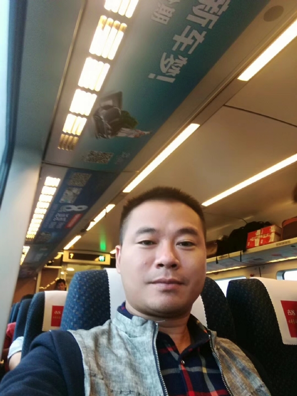 等爱的人的第一张照片--政和相亲网