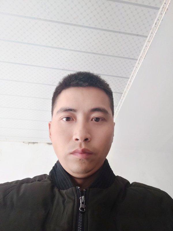 远望星空的第一张照片--政和相亲网