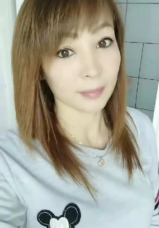 魅力白玲的第一张照片--政和相亲网