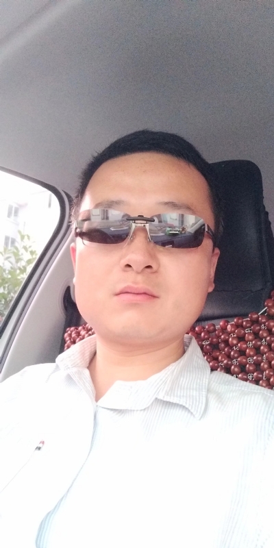 痛苦的单身狗的第二张照片--政和相亲网