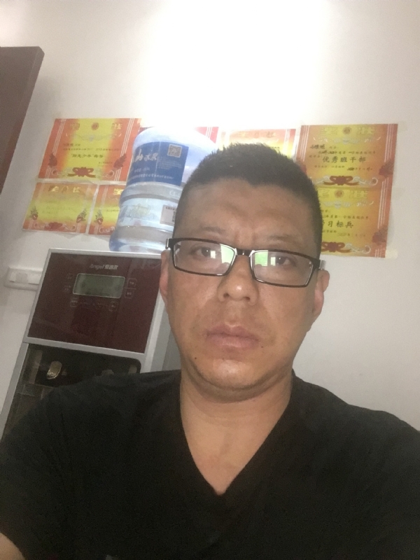 牵手的第二张照片--政和相亲网