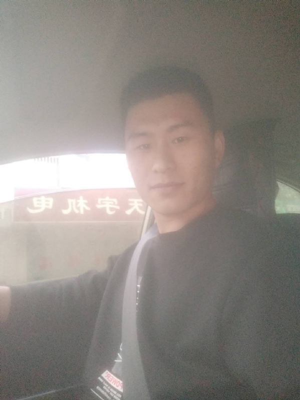 老鼠爱上猫的第一张照片--政和相亲网