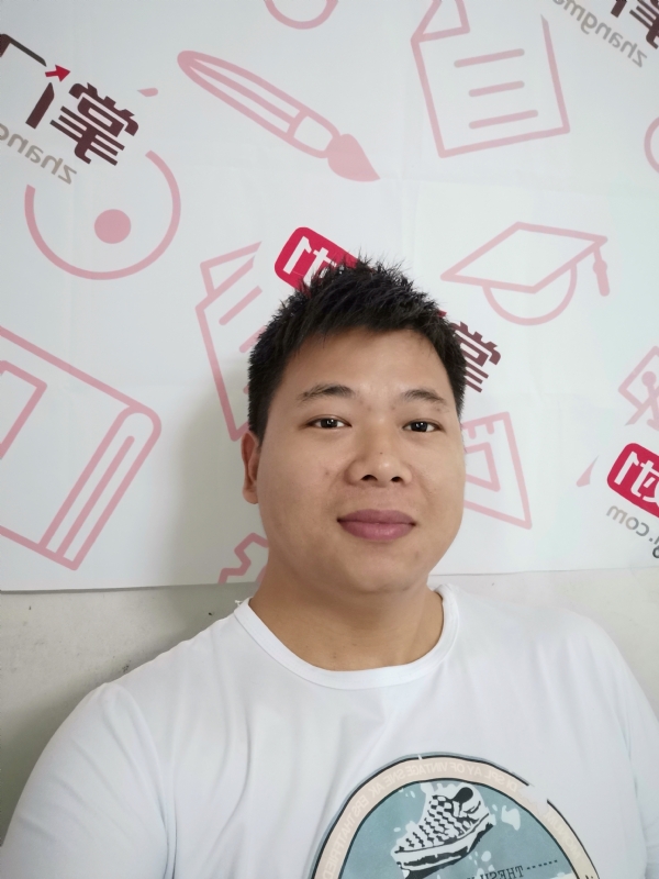 轻静地行走着的第一张照片--政和相亲网