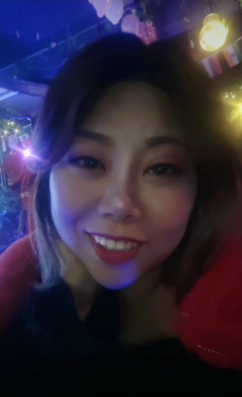收快递的费仙女的第一张照片--政和相亲网
