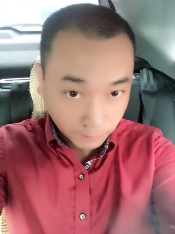 在一个路口等的第一张照片--政和相亲网