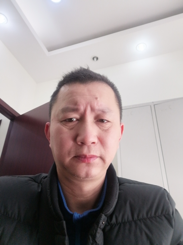 相视而笑的第一张照片--政和相亲网