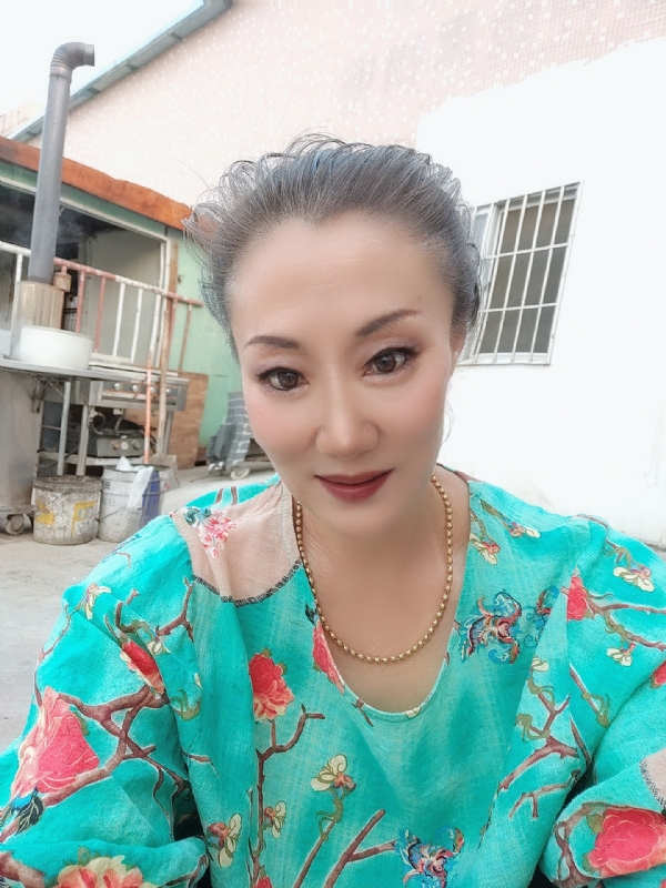 燕子的第三张照片--政和相亲网