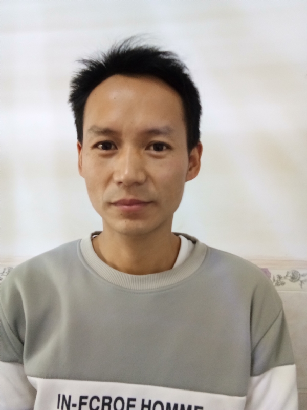 单亲爸爸的第一张照片--政和相亲网