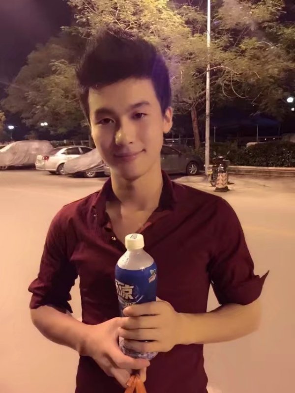 皮特王的第三张照片--政和相亲网