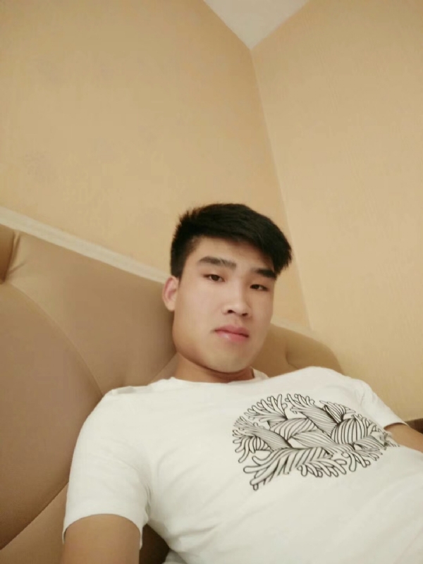 谁不曾孤单上路的第一张照片--政和相亲网