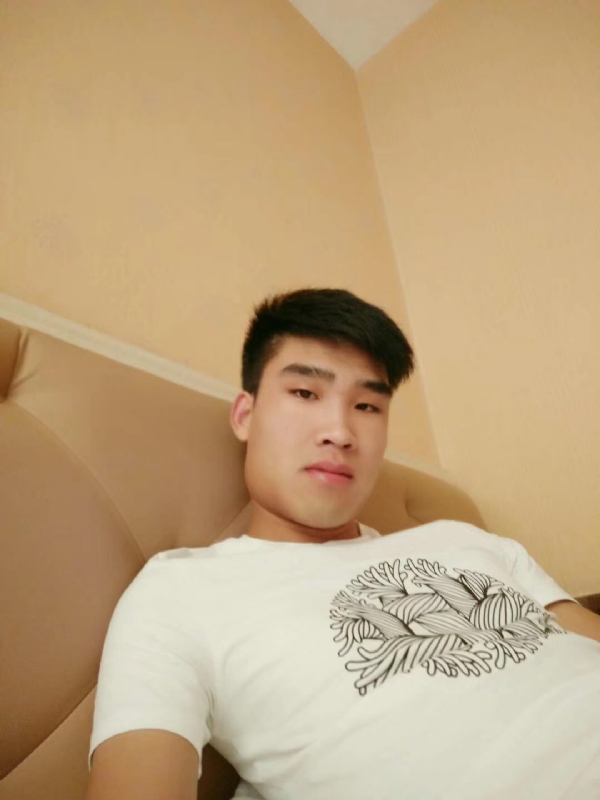 谁不曾孤单上路的第二张照片--政和相亲网