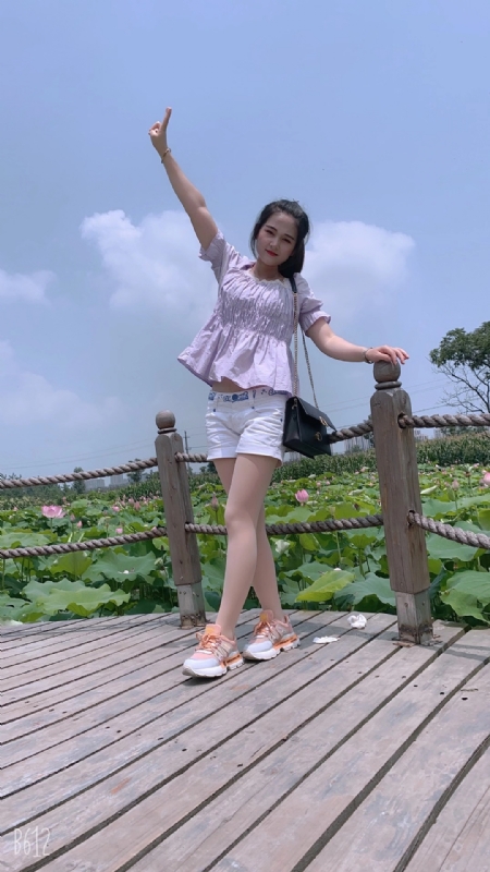 秋水伊人的第三张照片--政和相亲网