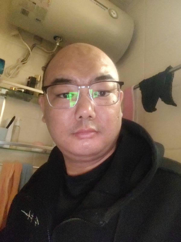 小胖子的第一张照片--政和相亲网
