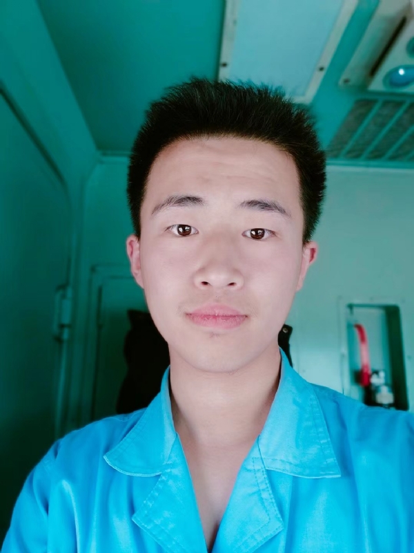 生而为人的第四张照片--政和相亲网