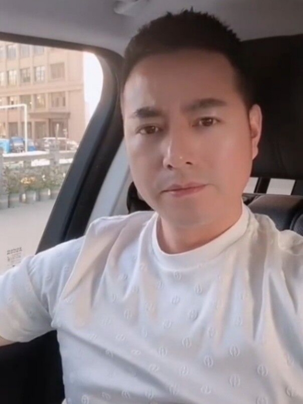 勿忘初心的第一张照片--政和相亲网