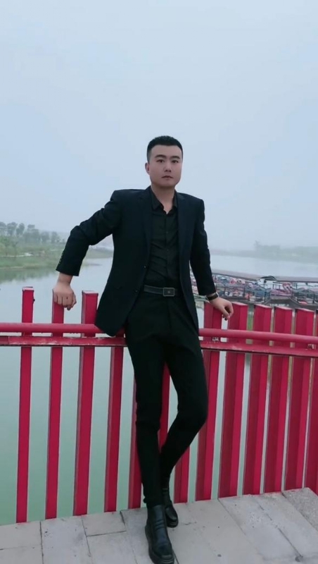 Albert的第一张照片--政和相亲网