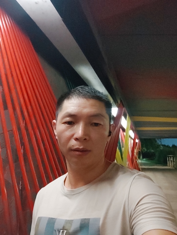 夜猫的第一张照片--政和相亲网