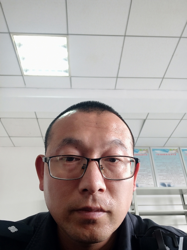 布鲁斯贺的第三张照片--政和相亲网