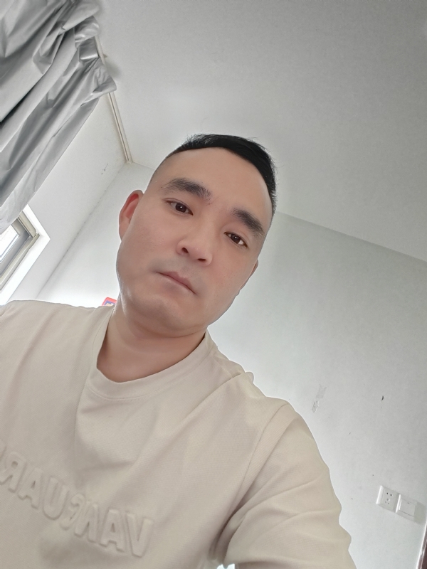 小锋的第一张照片--政和相亲网